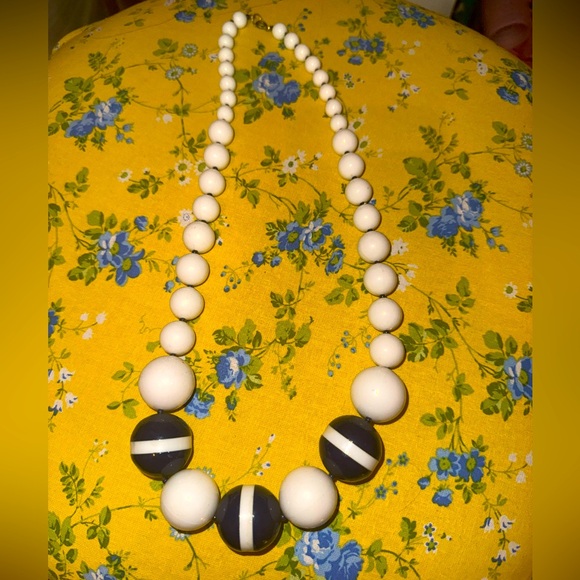 kate spade Jewelry - Kate Spade Black and White Beaded Necklace